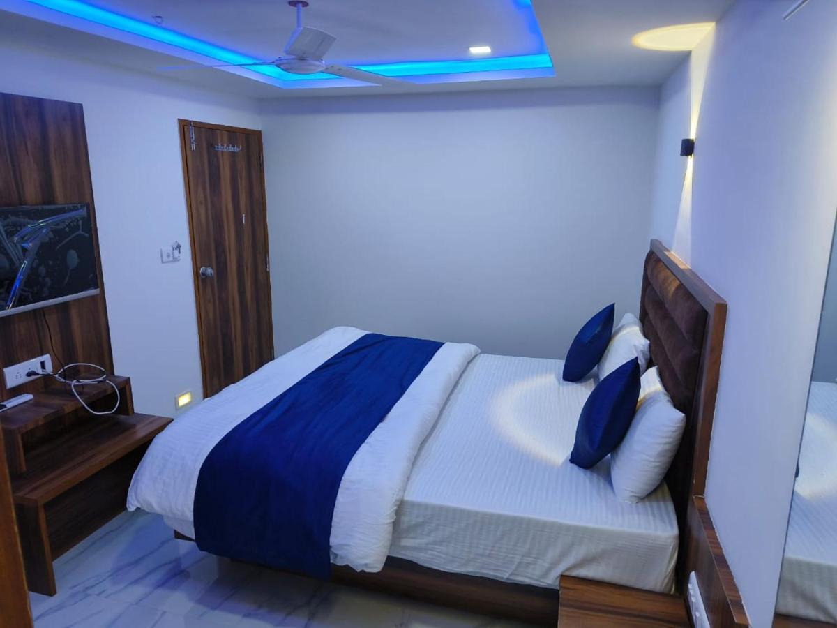 Hotel Ozone,Ahmadabad Zewnętrze zdjęcie